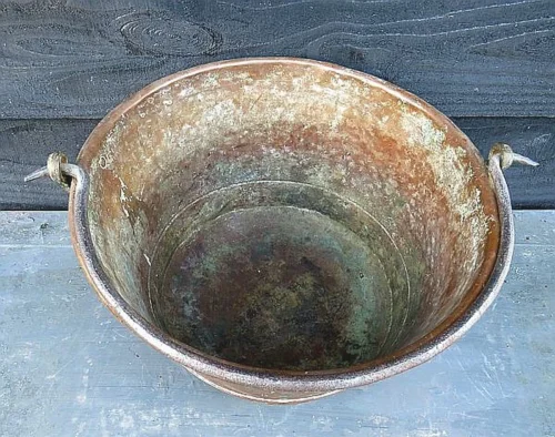 Antieke koperen ketel