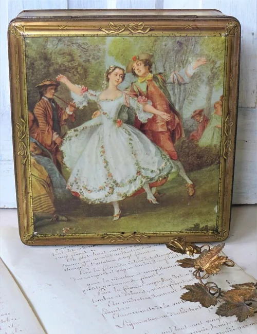 Oud koekblik  Demaret "Dansers"