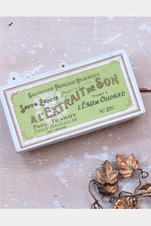 Oude Franse zeepdoos Paul Tranoy “A L’ Extrait de Son”