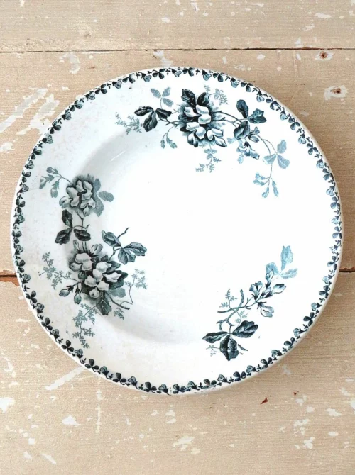 Bord St. Amand & Hamage  "Acacia"