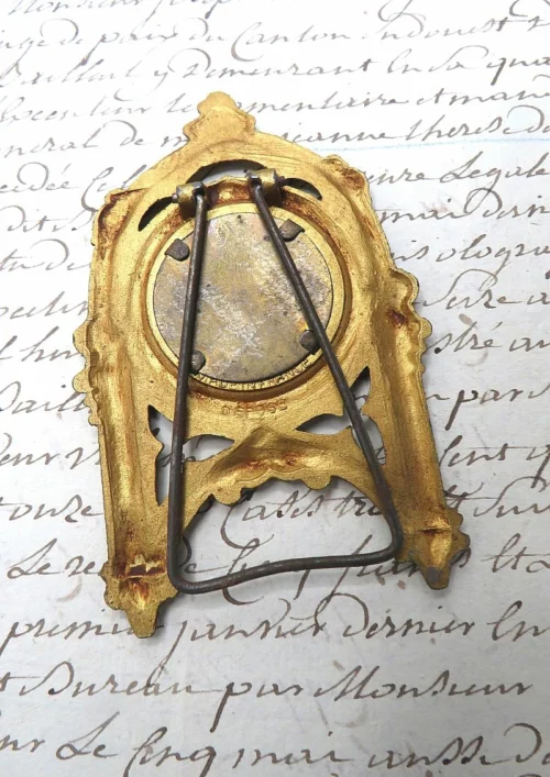Antieke Franse religieuze plaquette “N.D. de la Garde P.P.N.”
