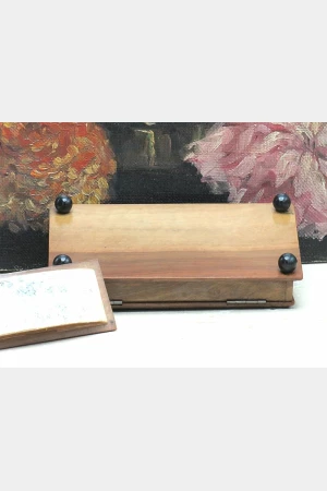 Oude houten bureau-organizer