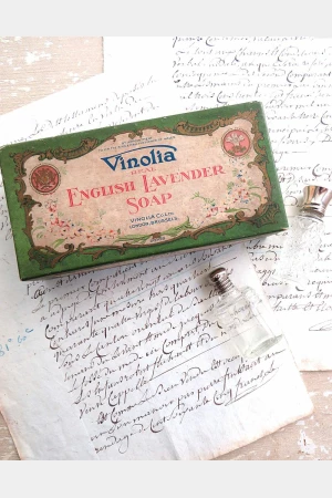 Oude zeepdoos Vinolia "English Lavender Soap"
