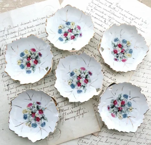 Set (6 stuks) petit four bordjes "Blaadjes"