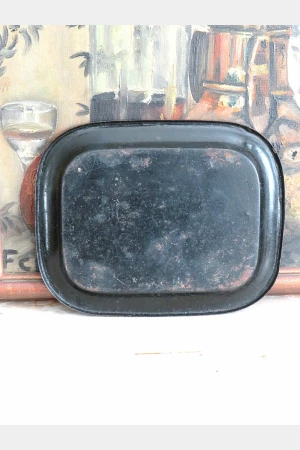 Frans dienblaadje – Toleware