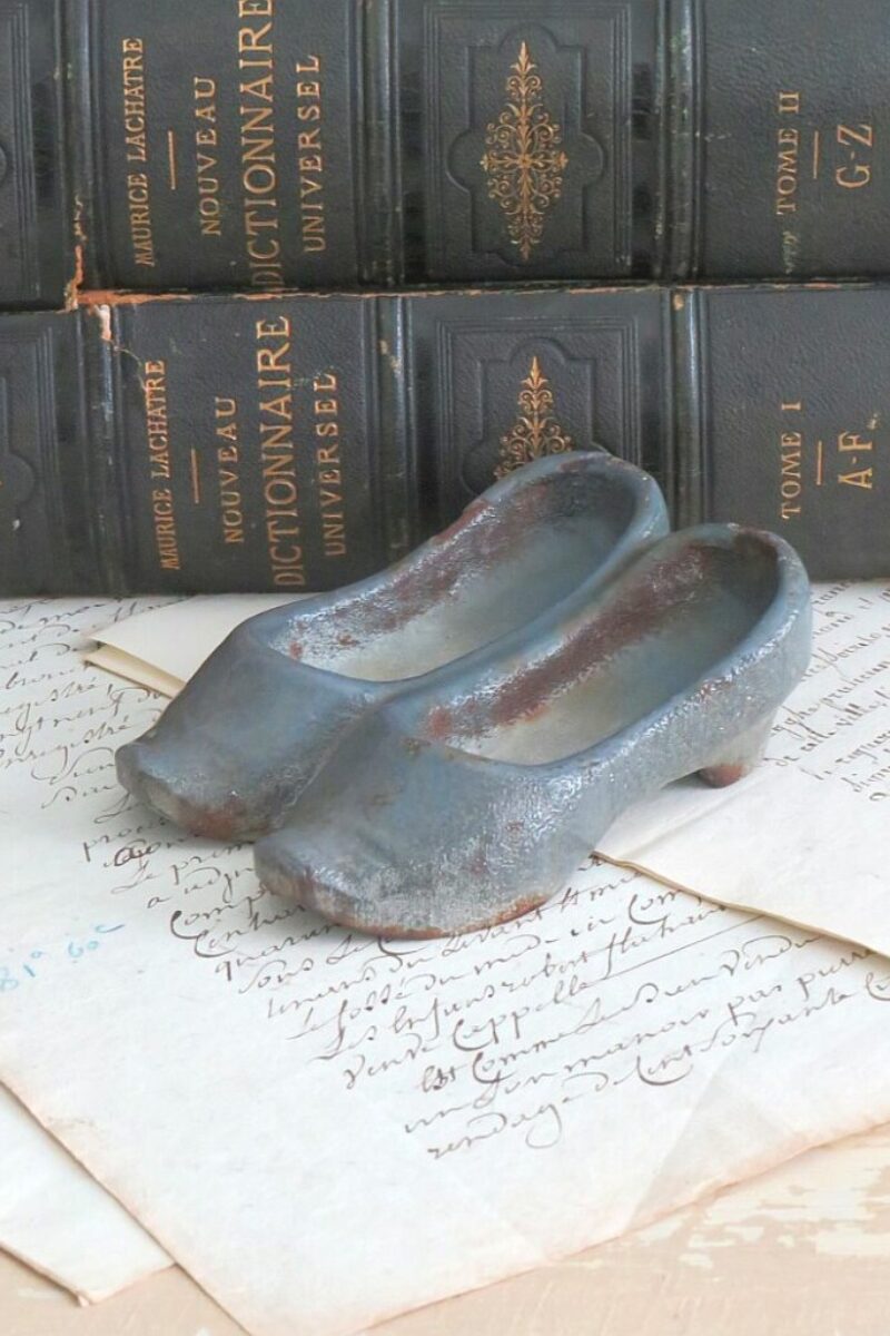 Antieke Franse Vide poche “klompjes”