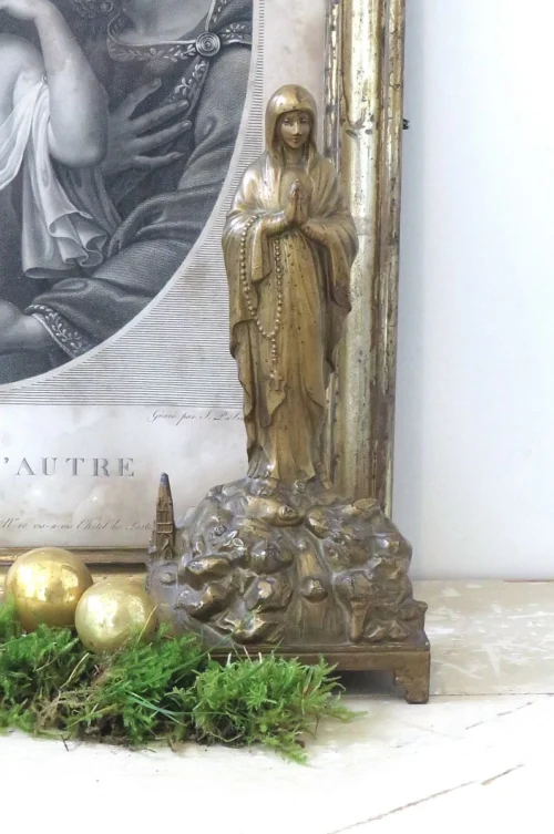 Antieke bronzen speeldoos "Lourdes"