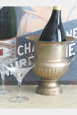 Oude verzilverde wijn-/ champagnekoeler