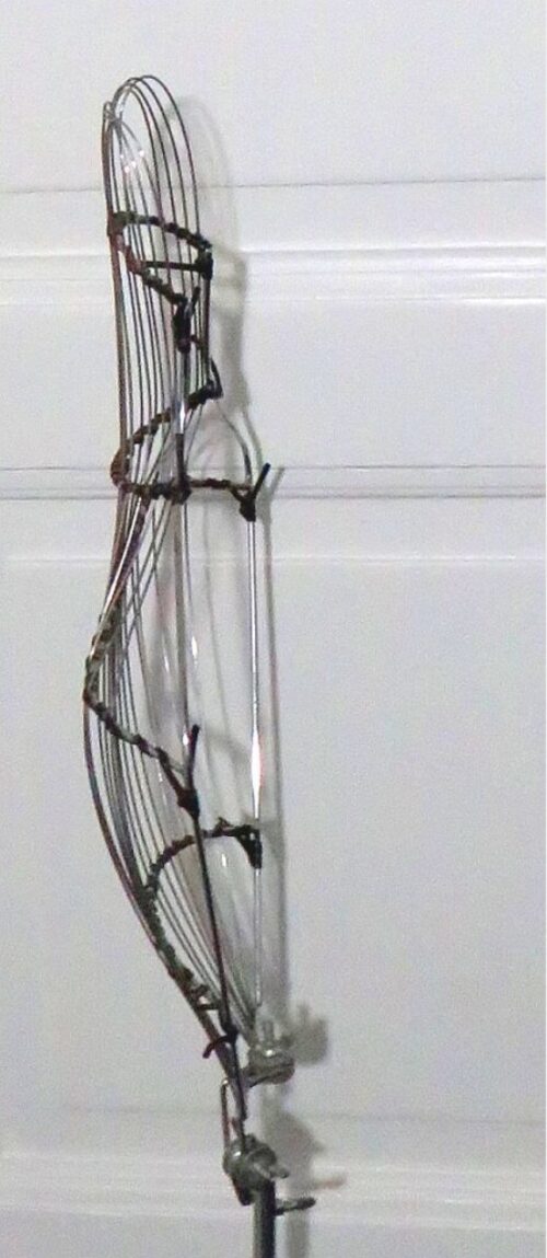 Franse draad mannequin / winkeldisplay, jaren 50 -  (groot)
