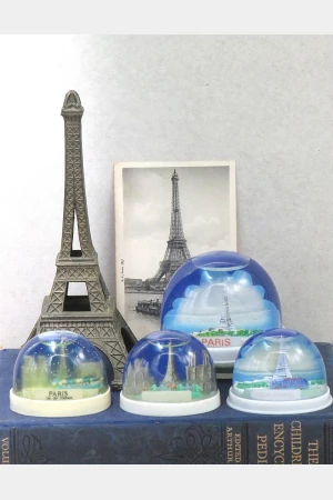 Set (4) Vintage sneeuwbollen " Paris"