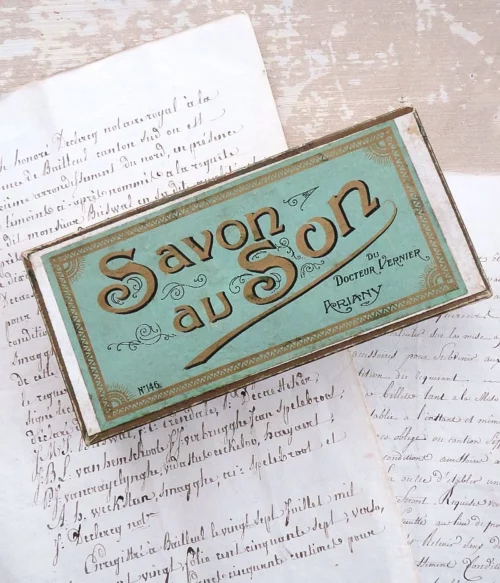 Oude zeepdoos “Savon au Son”