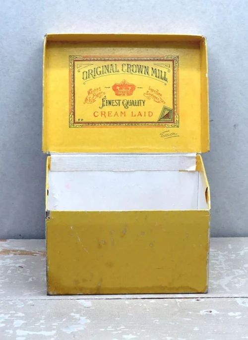Oude doos "Original Crown Mill"