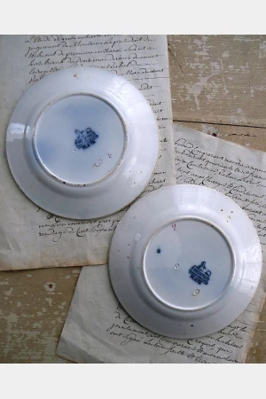 Set (2 st.) bordjes P.  Regout & Co "Plata"