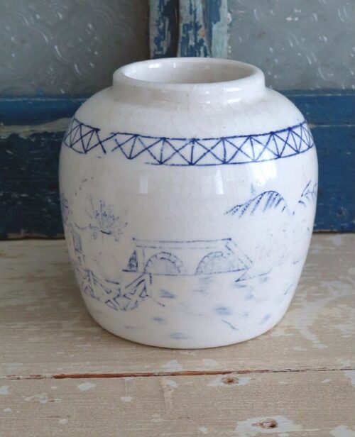 Oude gemberpot wit/ blauw