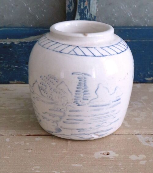 Oude gemberpot wit/ blauw