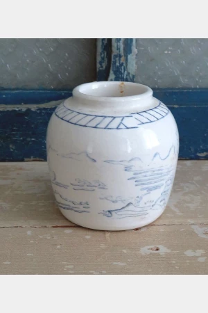 Oude gemberpot wit/ blauw