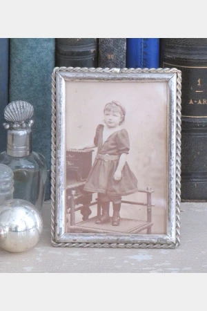 Oud verzilverd fotolijstje