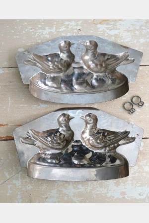 Oude chocoladevorm "Tortelduifjes"