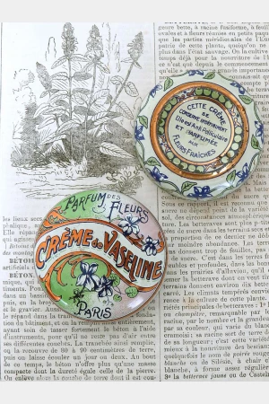 Antiek blikje Crème de Vaseline "Parfum des Fleurs" PARIS