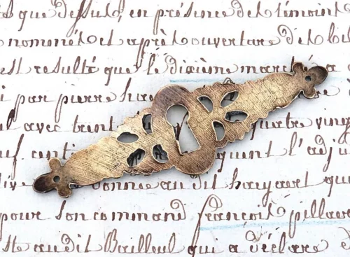 Oud slotplaatje "larix-appeltjes"