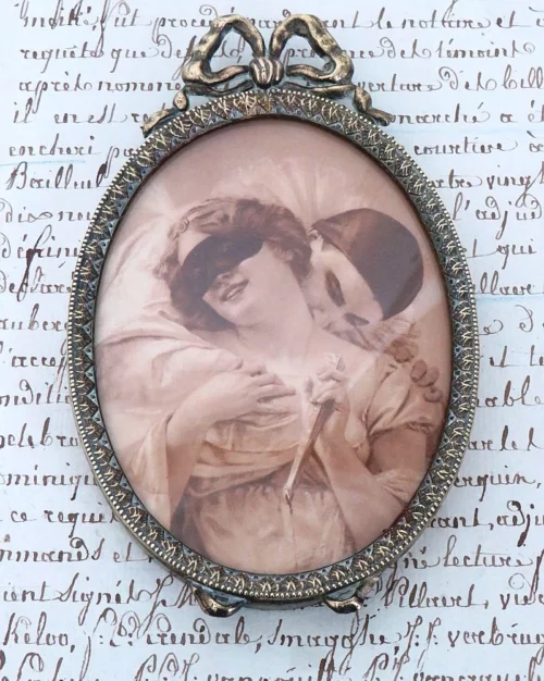 Oud Frans fotolijstje met strikje