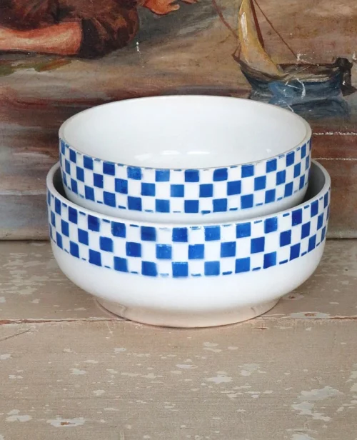 Set  oude schalen Nimy blauw/ wit geruit