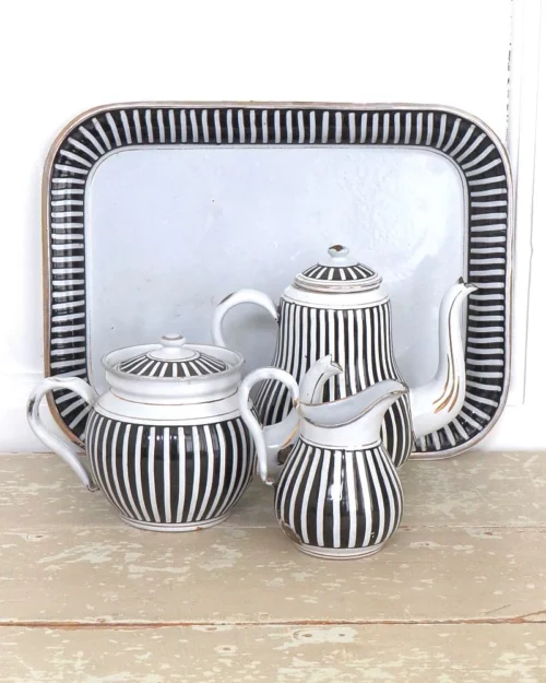 Oude Franse emaille thee- & koffieset " Art-Deco"