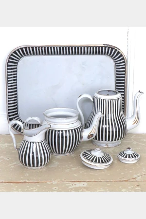 Oude Franse emaille thee- & koffieset " Art-Deco"