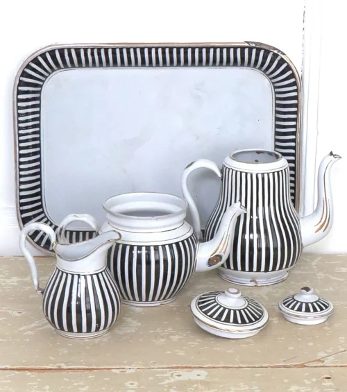 Oude Franse emaille thee- & koffieset " Art-Deco"