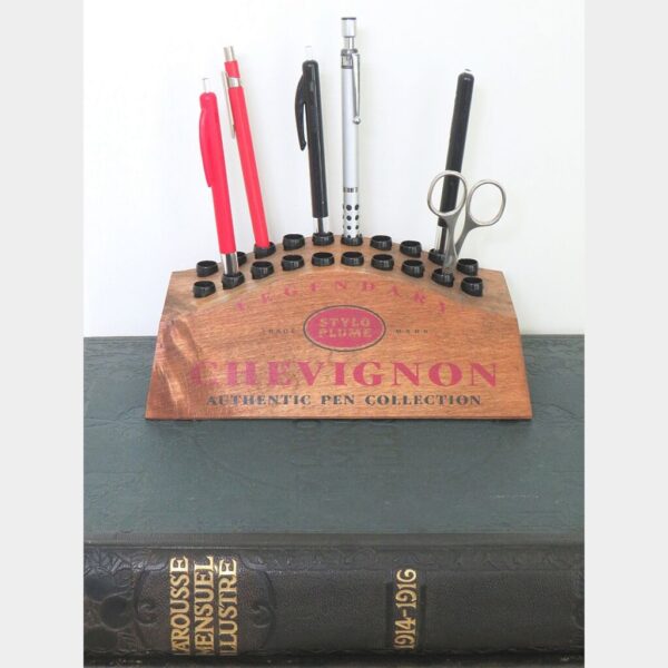 Originele  vintage Chevignon reclame display