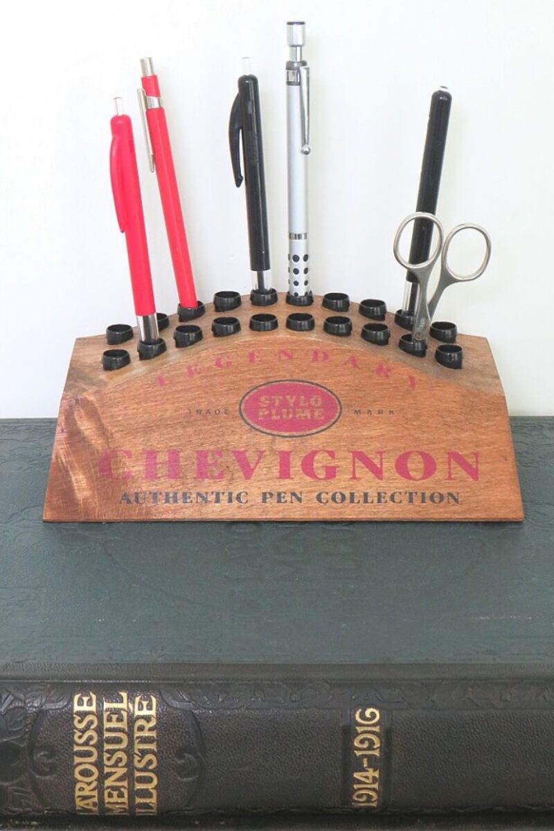 Originele vintage Chevignon reclame display