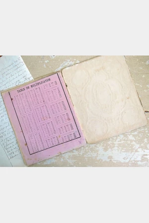 Cahier a l'usage des maisons d'education, 19e eeuw
