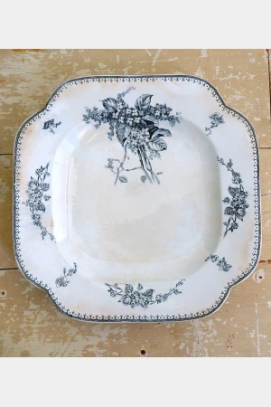 Schaal Petrus Regout "Meibloem"