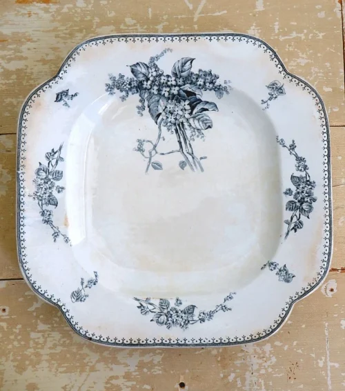 Schaal Petrus Regout "Meibloem"