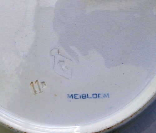 Schaal Petrus Regout "Meibloem"