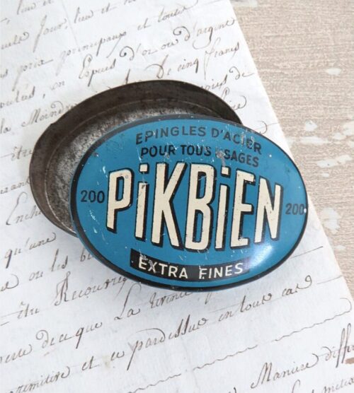 Oud naaldenblikje "PikBien"
