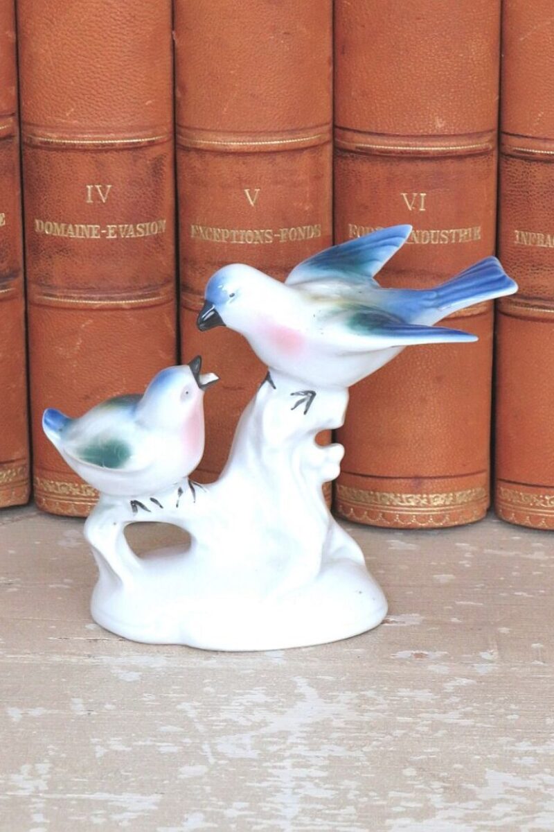 Oud porseleinen beeldje "vogeltjes"