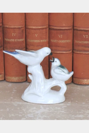 Oud porseleinen beeldje "vogeltjes"