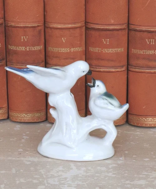 Oud porseleinen beeldje "vogeltjes"