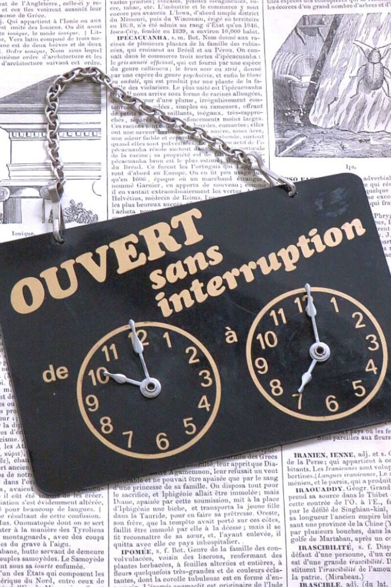 Frans vintage café-/winkelbordje "Ouvert sans interruption"