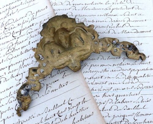 Ornament met "hoofdje"
