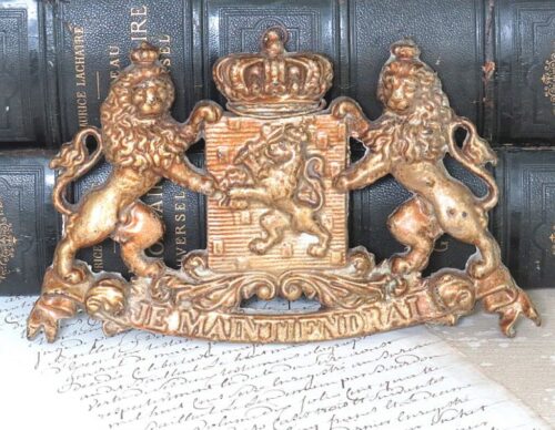 Oud wapenschild "Je maintiendrai"