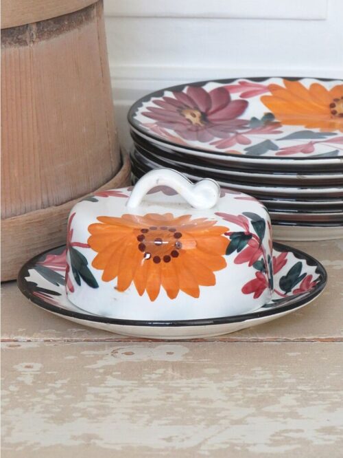 Boterstolp  Majolica Schramberg "Herfstbloemen"