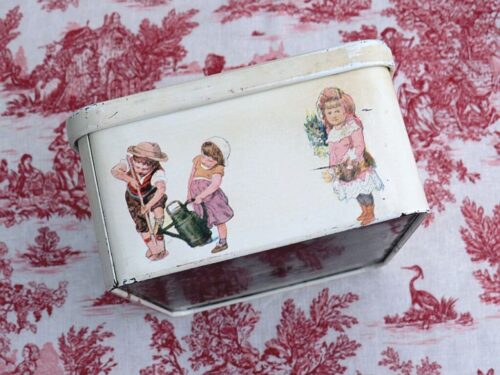 Biscuits blik  Massily France "Spelende kinderen"