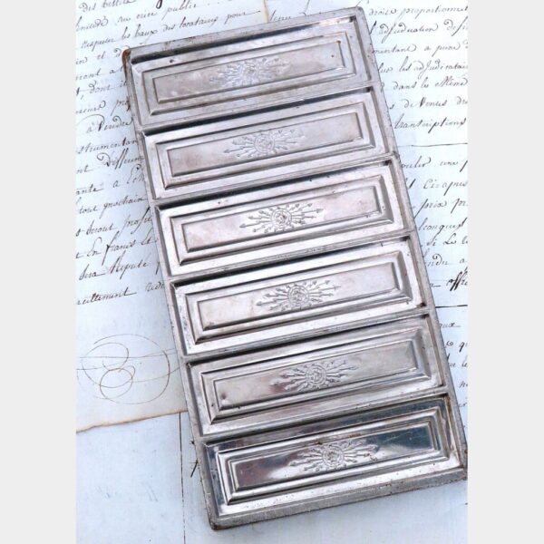 Oude chocolade vorm Anton Reiche No. 070 P "6 Repen"