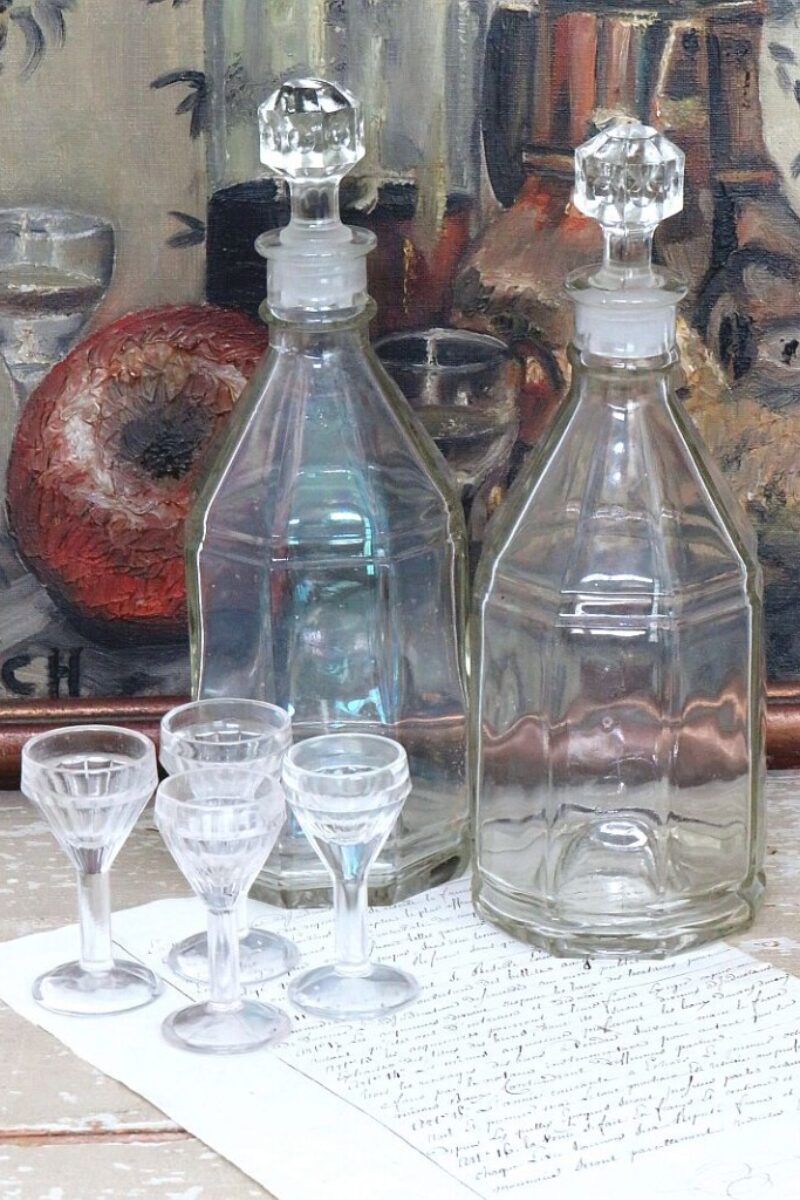 Set oude flessen/ karaffen