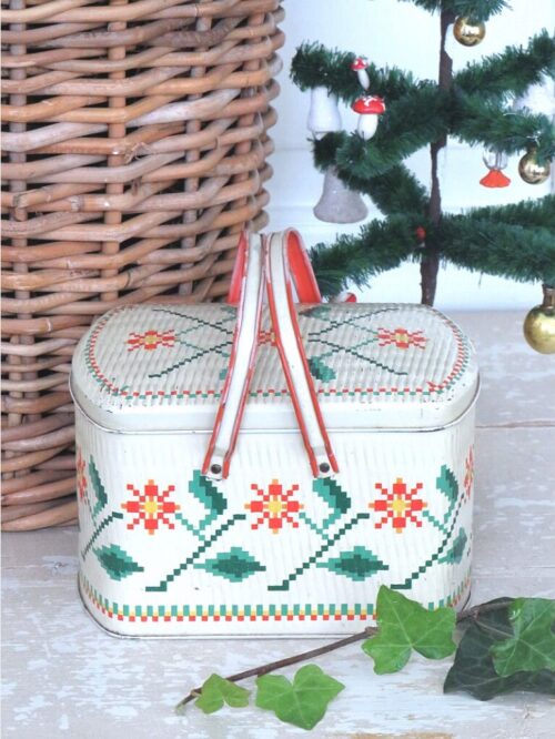 Blikken kerstmandje