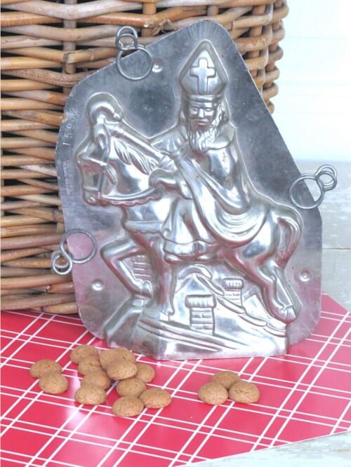 Oude chocoladevorm  Vormenfabriek Tilburg "Sinterklaas en paard"