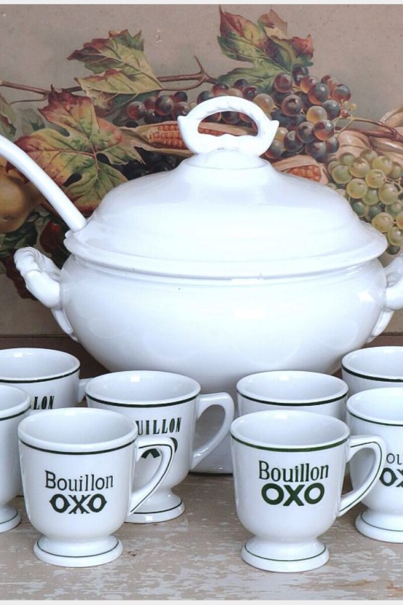 Set ( 10 st.) oude soep-/ bouillon bekers " Compagnie Liebig/ Bouillon Oxo"