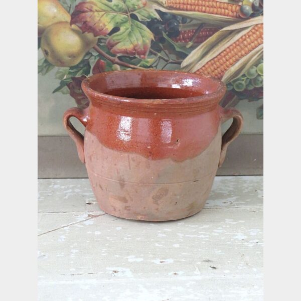 Terracotta pot (g)